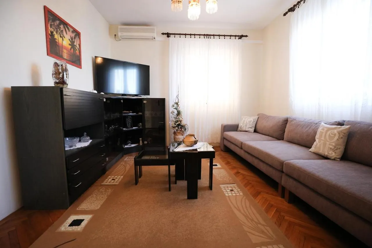 Holiday home Beachfront 5Br Home Victoria Kukljica Croatia