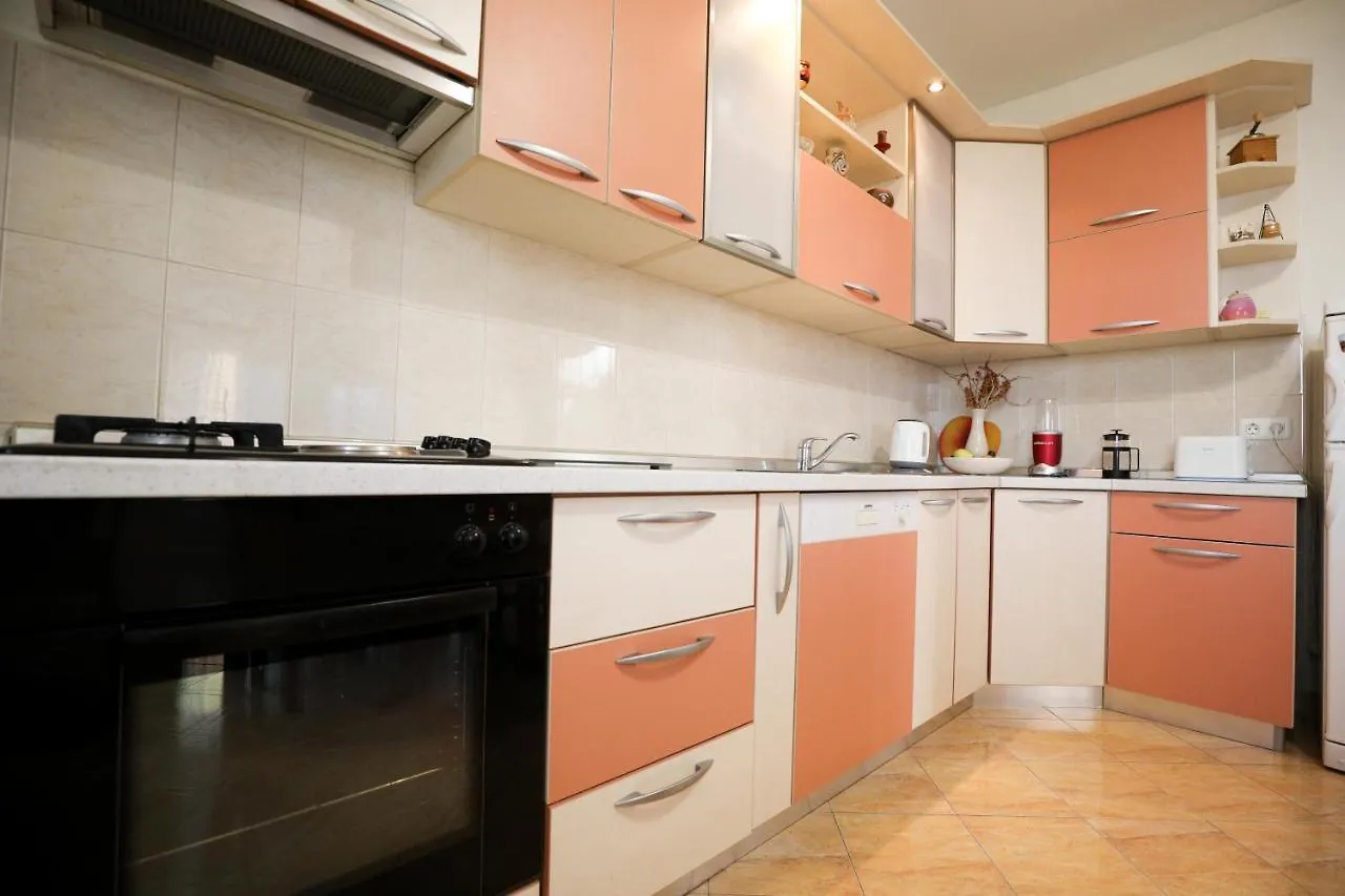 Beachfront 5Br Home Victoria Kukljica 0*,  Croatia